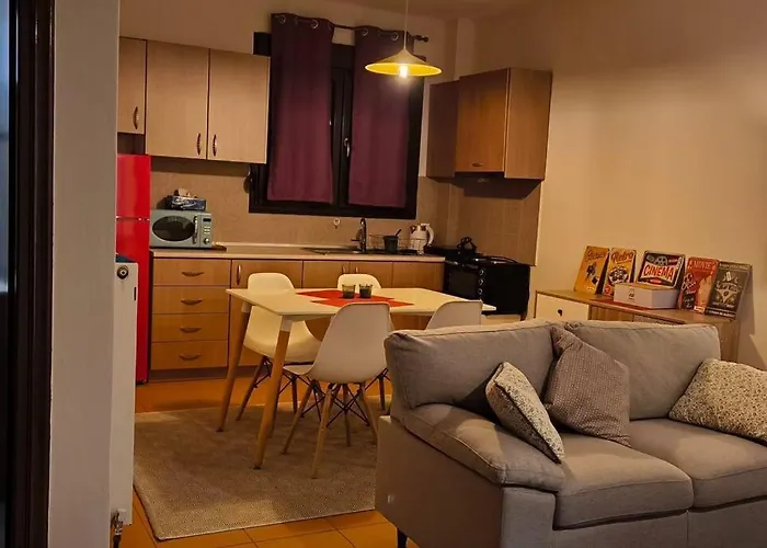 παραποτάμια νάουσα *